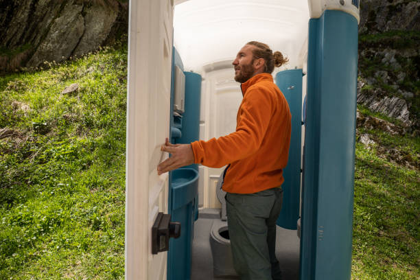 Best Portable bathroom rental  in Remsenburg Speonk, NY