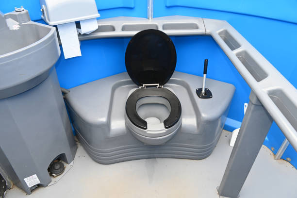 Best Best portable toilet rental  in Remsenburg Speonk, NY